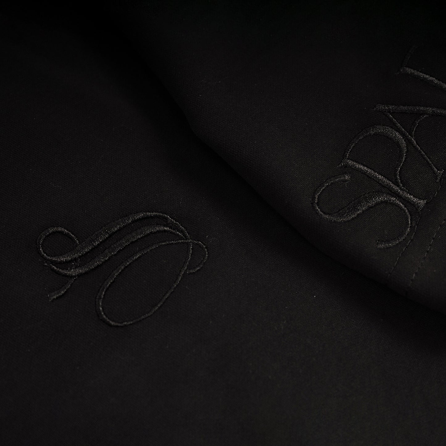 Essentials Black Regular Fit T-shirt