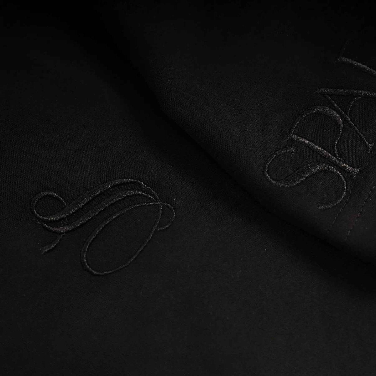 Essentials Black Regular Fit T-shirt - SPARROW